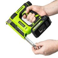 Степлер строительный аккумуляторный G24CS10 24в. Купить в Бресте.